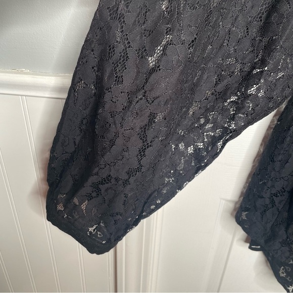 Torrid Harper Lace Pullover Long Sleeve Blouse Floral Sheer in Deep Black 4X/26 - Picture 10 of 16